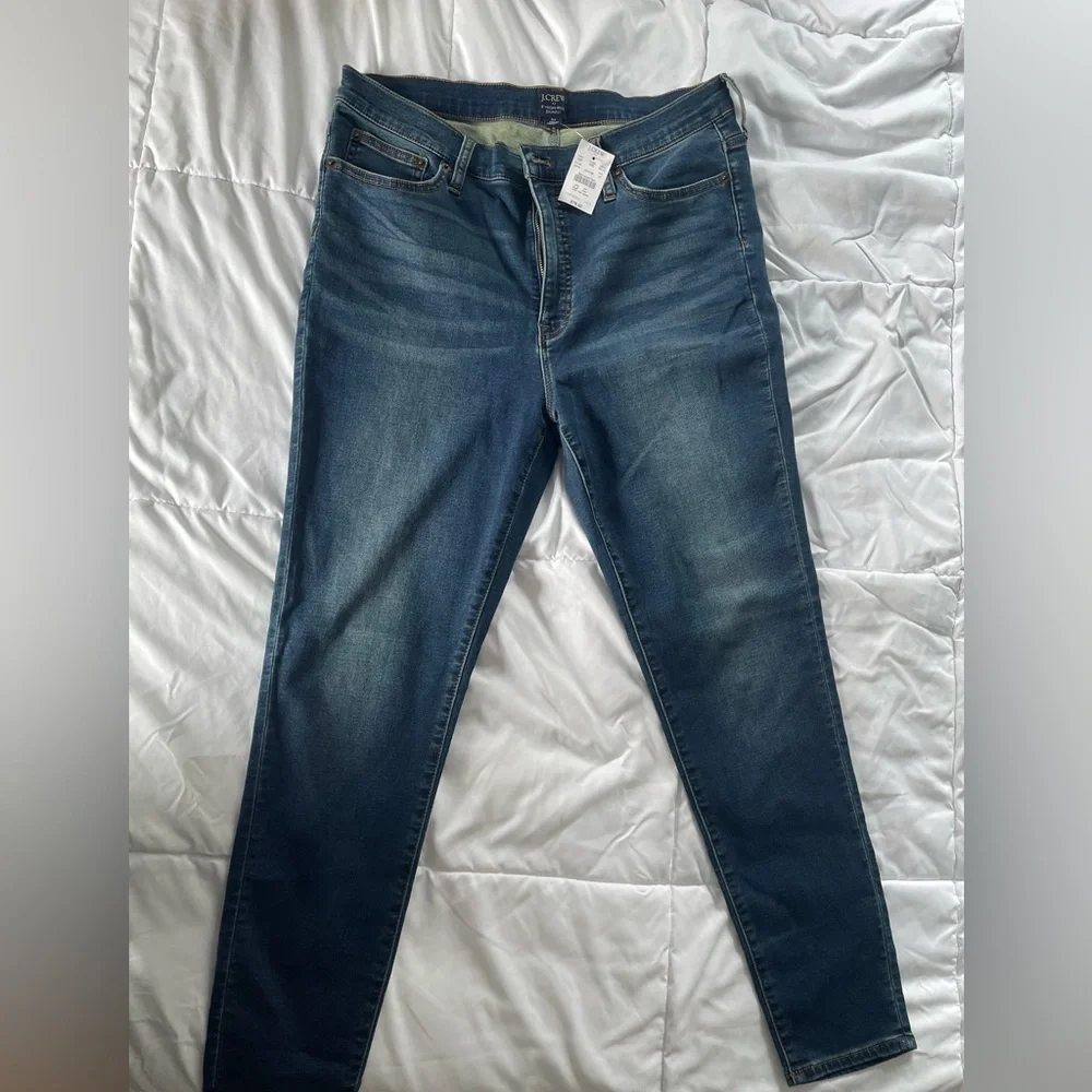 Host Pick ๐๐ J.Crew Skinny High Rise Size 32 - Picture 2 of 6
